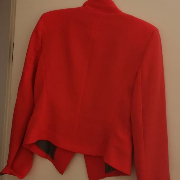 Blazer - Picture 2 of 2